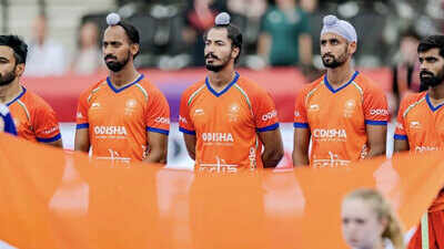 1787067504 team india.jpg