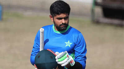 1788101989 babar azam.jpg