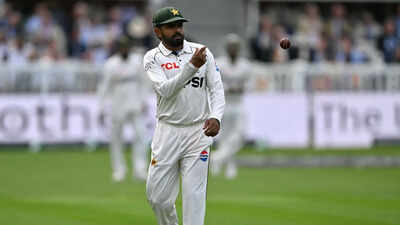 1788164316 babar azam.jpg