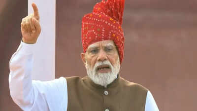 At red fort pm modi sets target of 100 gw nuclear power five new reactors.jpg