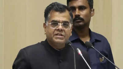 Cabinet secretary t v somanathan home secretary govind mohan get one year extension.jpg