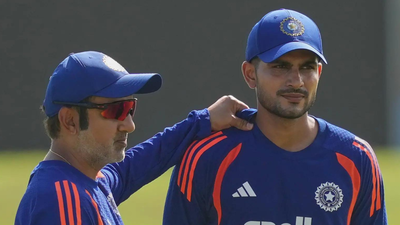 Gautam gambhir shubman gill.jpg
