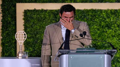 Hall of fame federer tennis.jpg