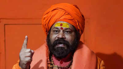 Hanuman garhi mandir mahant raju das.jpg