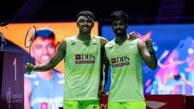 Indias star badminton duo.jpg