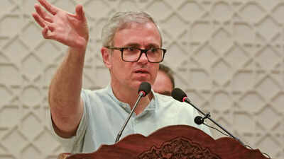 Omar abdullah at book release event in srinagar.jpg