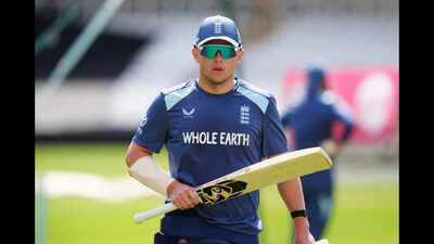 Sam curran.jpg