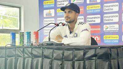 Shubman gill 2708 toi.jpg