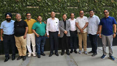 They missed iit in 1984 and joined a new college 40 years later they redefined success.jpg