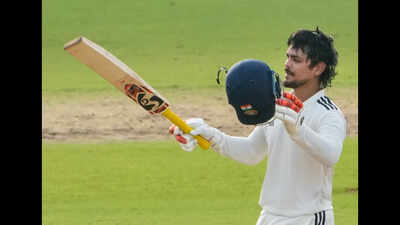 1788751912 duleep trophy final east vs south day 1.jpg
