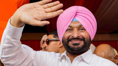 Bjp functionary and former union minister ravneet singh bittu.jpg