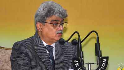 Chief secretary atal dulloo.jpg