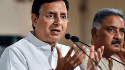 Congress leader surjewala questions ecinet over voter roll revision alleges centralised control.jpg