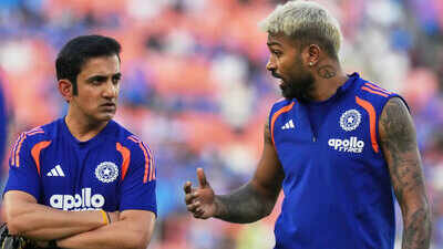 Gautam gambhir and hardik pandya.jpg