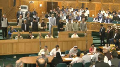 Jampk assembly erupts over hari singh sheikh abdullah holiday row bjp stages walkout.jpg