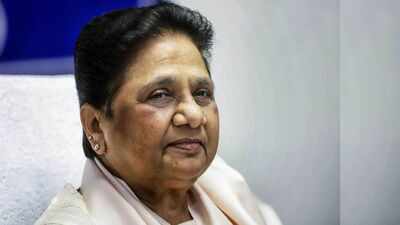 Mayawati shuts door on nephews opens it for niece in bsps gen z push.jpg