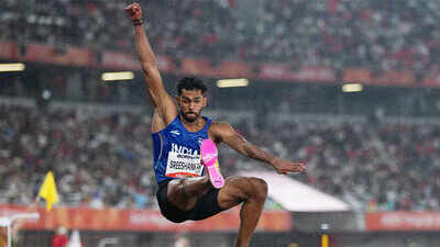 Murali sreeshankar.jpg