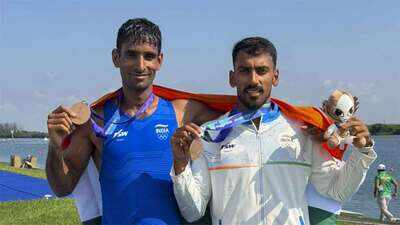 Salman satnam rowing 2409 .jpg