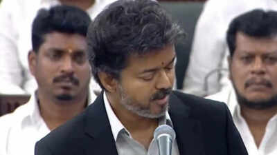 Tamil nadu cm vijay in the assembly.jpg