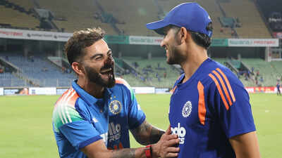 Virat kohli and shubman gill.jpg