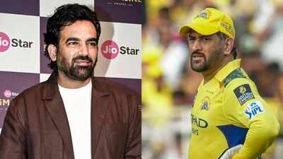 Zaheer khan csks ms dhoni.jpg