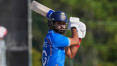 1791389811 shreyas iyer.jpg