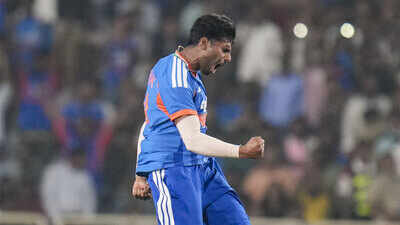 1791657510 mayank yadav.jpg