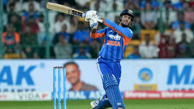 1792306664 ind vs wi 5th t20i final.jpg