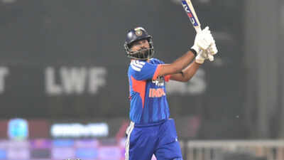 1st t20i shreyas iyers historic ton.jpg