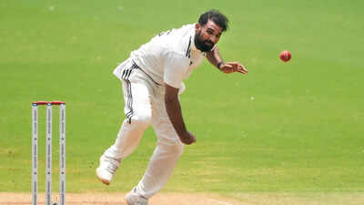 Duleep trophy final east vs south day 3.jpg