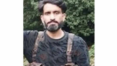 Former pak army havildar hashim moosa identified as let operative with ssg counter insurgency backgr.png