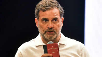 Institution that shapes students future hijacked rahul gandhi urges cm fadnavis to reform mpsc.jpg