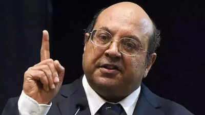 Justice nariman.jpg