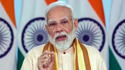 Pm modi calls for vocal for local.jpg