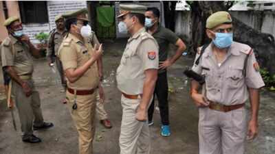 Pti file photo up police 1.jpg