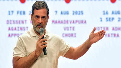 Rahul gandhi hits out at cec.jpg