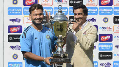 Rishabh pant.jpg